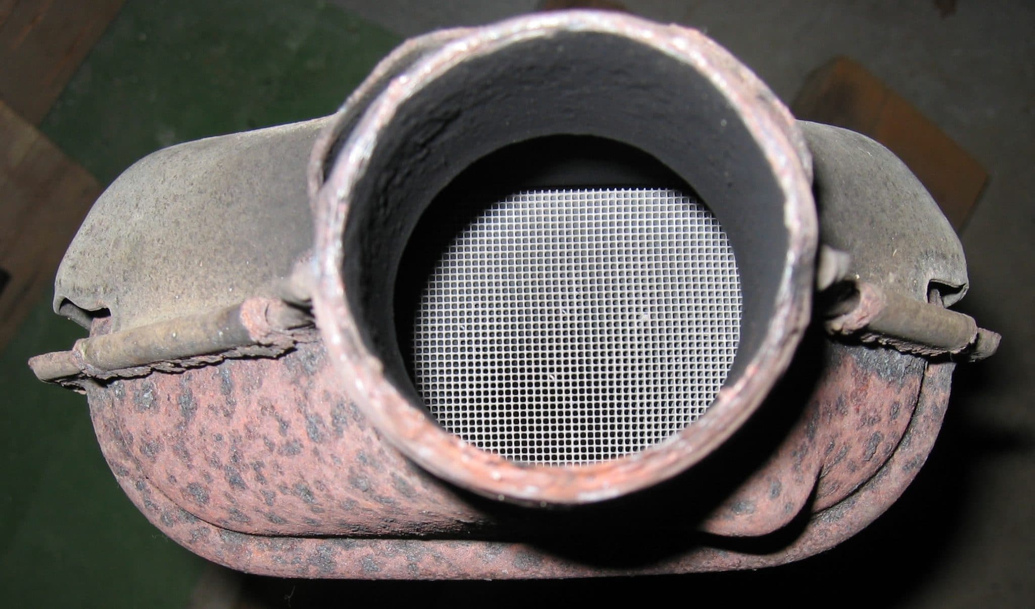 what is a catalytic converter